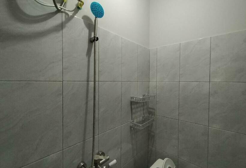 فندق Brilliant Residence Gading Serpong Redpartner