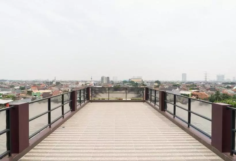 Hotelli Brilliant Residence Gading Serpong Redpartner