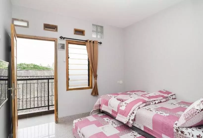 Hotelli Brilliant Residence Gading Serpong Redpartner