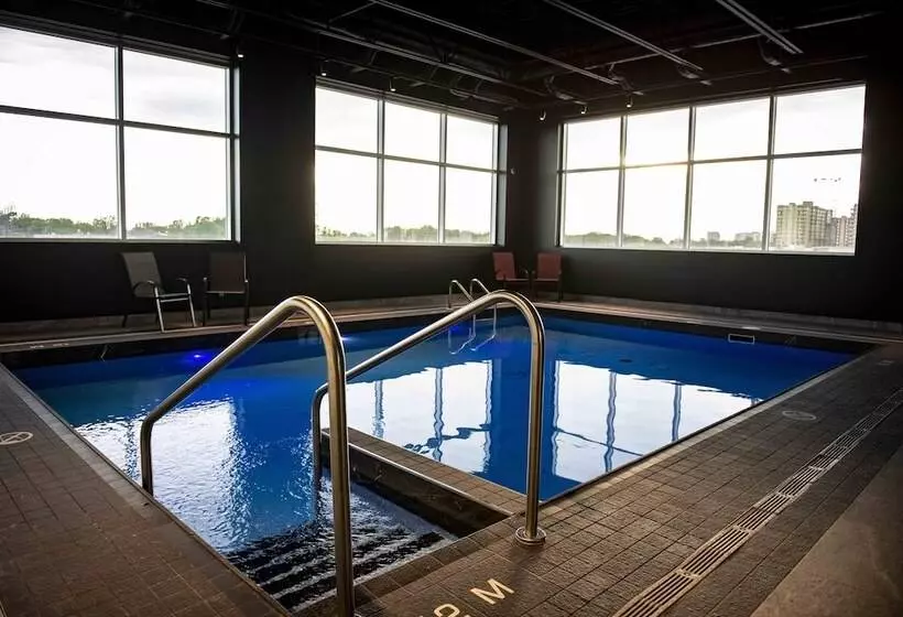 Grand Hotel Times Blainville Mirabel