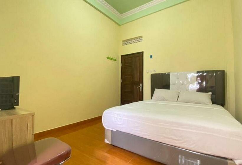 בית מלון כפרי Ilfa Kost Palembang Syariah Redpartner