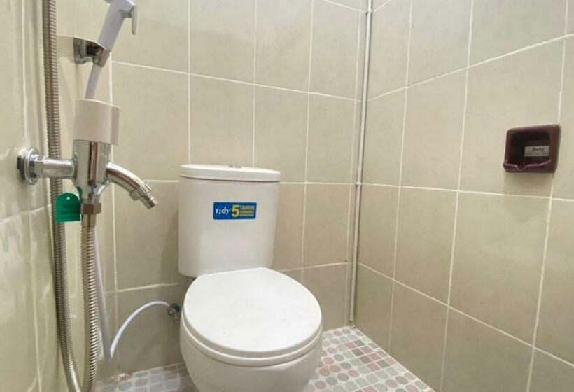 בית מלון כפרי Ilfa Kost Palembang Syariah Redpartner