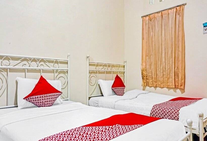 فندق Oyo 90689 Lily House