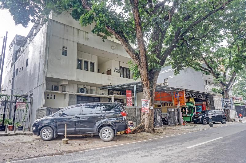 فندق Oyo 90689 Lily House