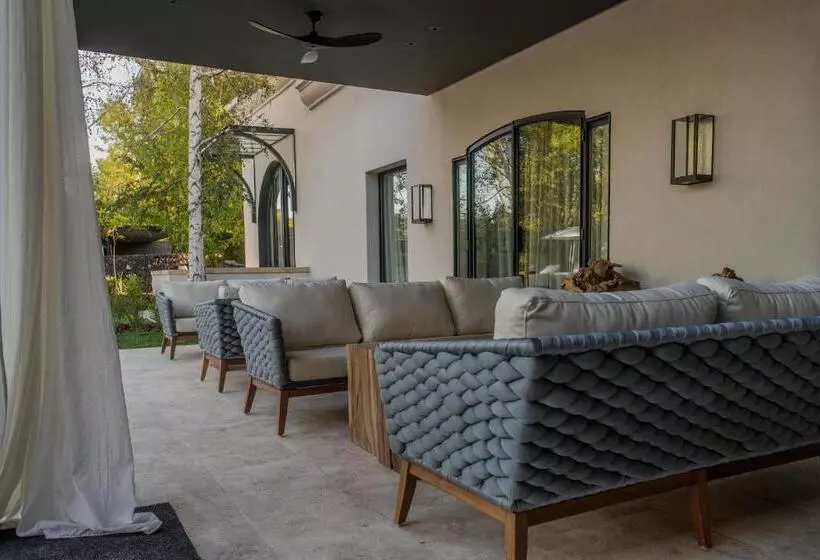 Hotelli Susana Balbo Winemaker´s House