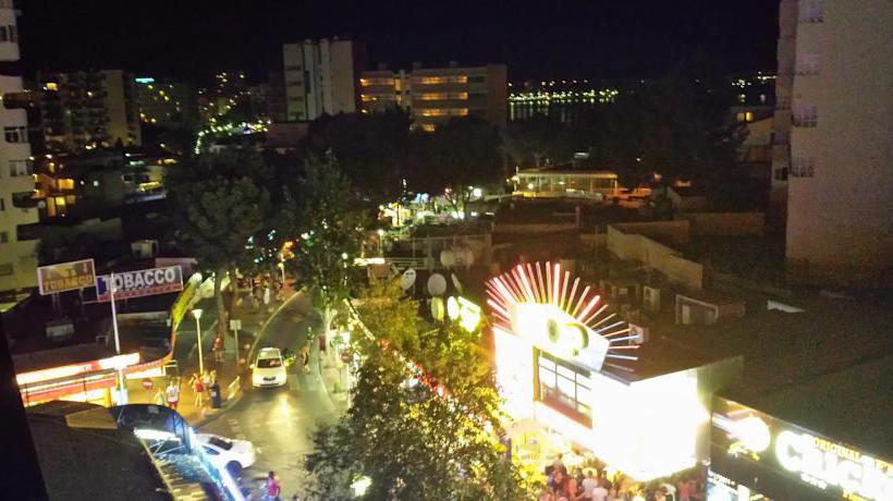 Apartamentos Nightlife Gold