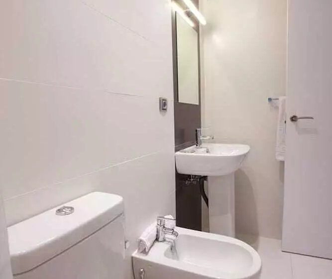 Apartamentos Senabre Palais