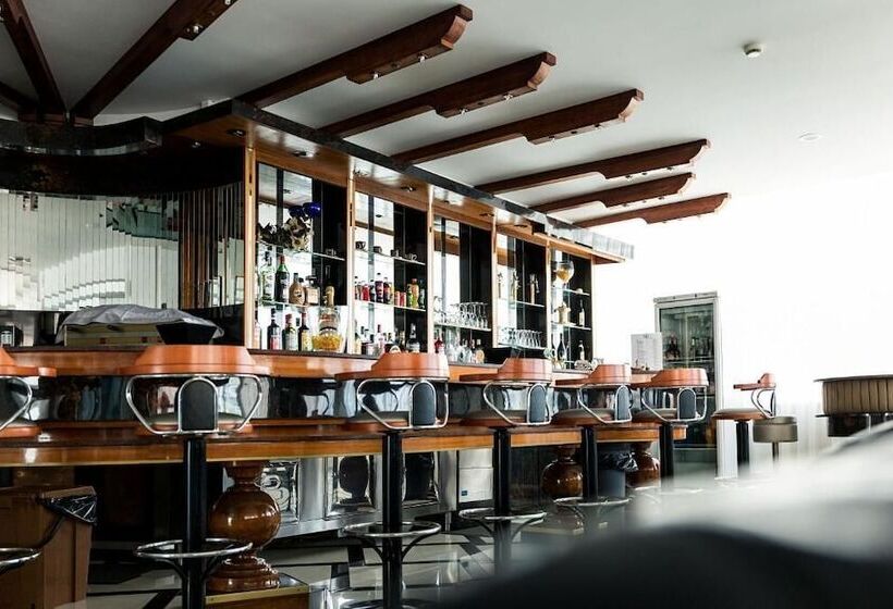 בית מלון כפרי Alexander