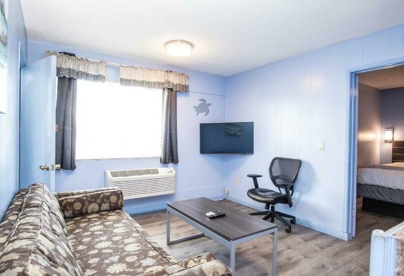 Отель Aqua Breeze Inn