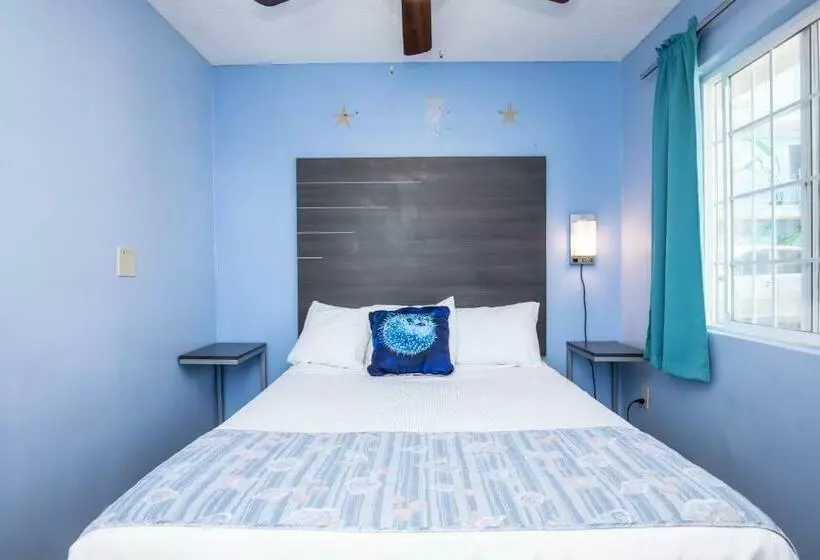 酒店 Aqua Breeze Inn