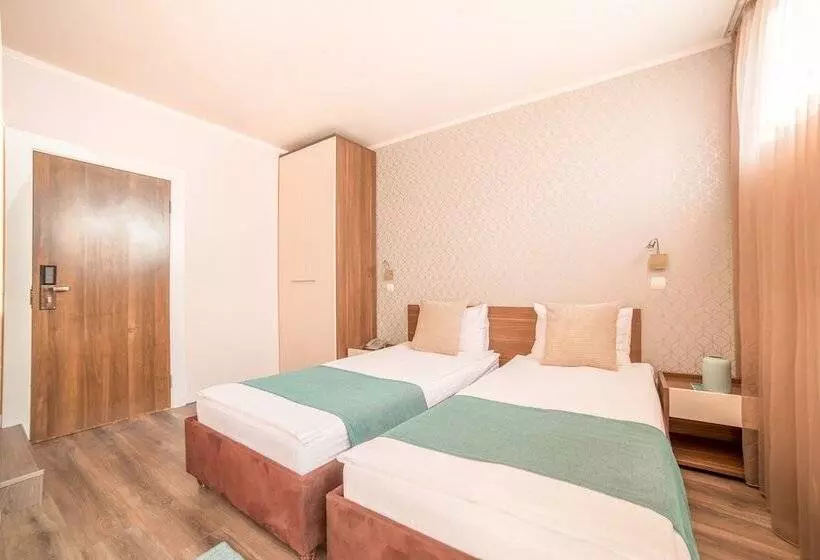 Balkan Hotel Garni