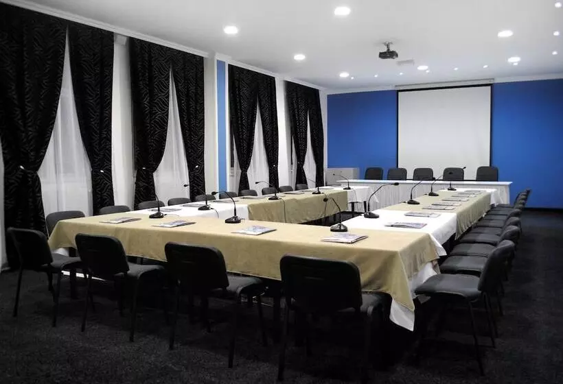 هتل Belgrade City