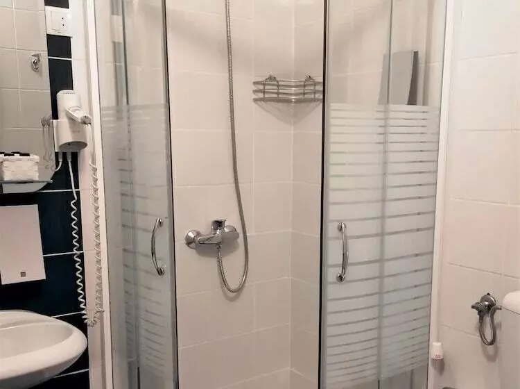 هتل Belgrade City