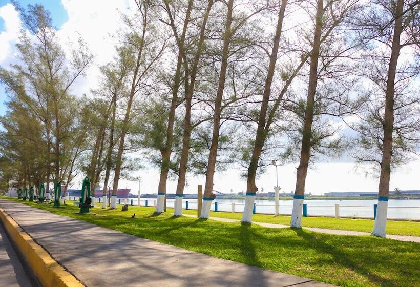 فندق Best Western Riviera Tuxpan