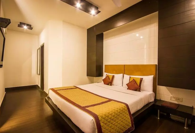 Super Hotel O Gold Palace