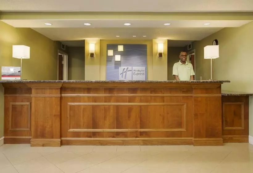 Holiday Inn Express Hotel & Suites Kalamazoo By Ihg