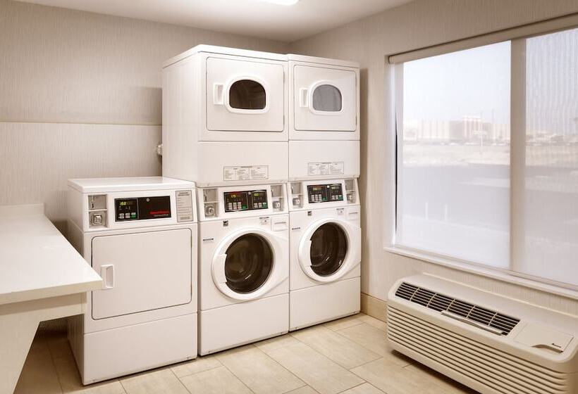 فندق Holiday Inn Express El Paso I 10 East, An Ihg