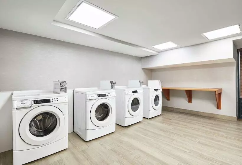 Hotel Homewood Suites By Hilton Columbus