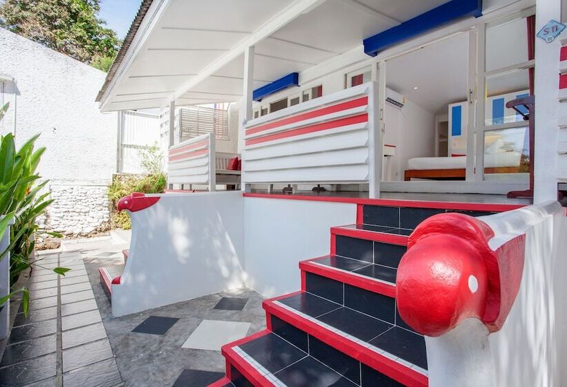 호텔 Kerala Coco Resort