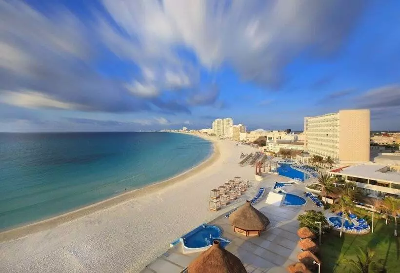 ホテル Krystal® Cancun All Inclusive