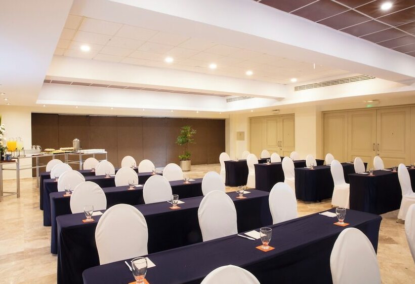 فندق Krystal Cancun All Inclusive