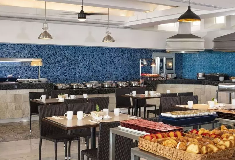 ホテル Krystal® Cancun All Inclusive