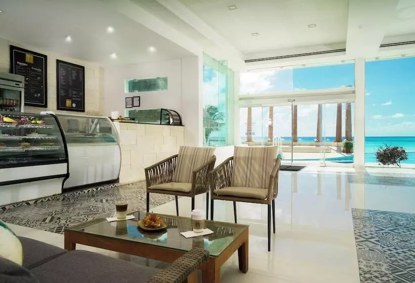 ホテル Krystal® Cancun All Inclusive