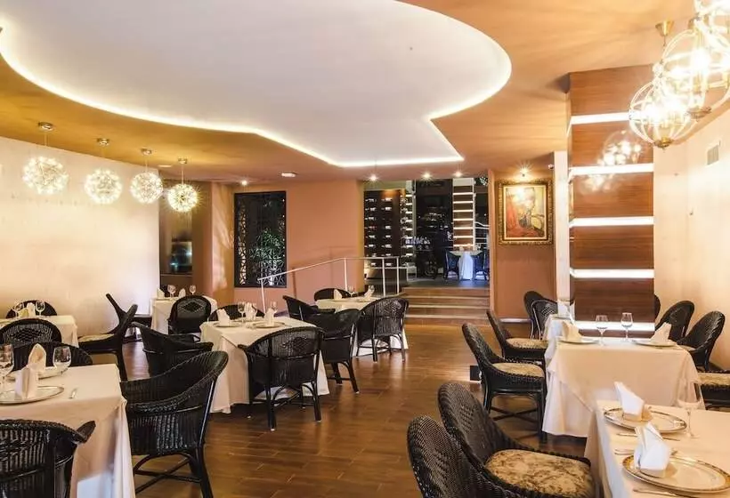 ホテル Krystal® Cancun All Inclusive