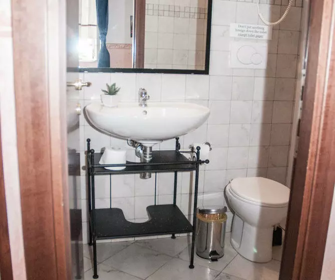 בית מלון כפרי Obelus