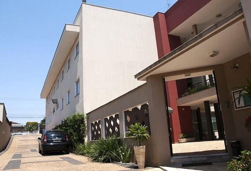 Отель Premium Pirassununga