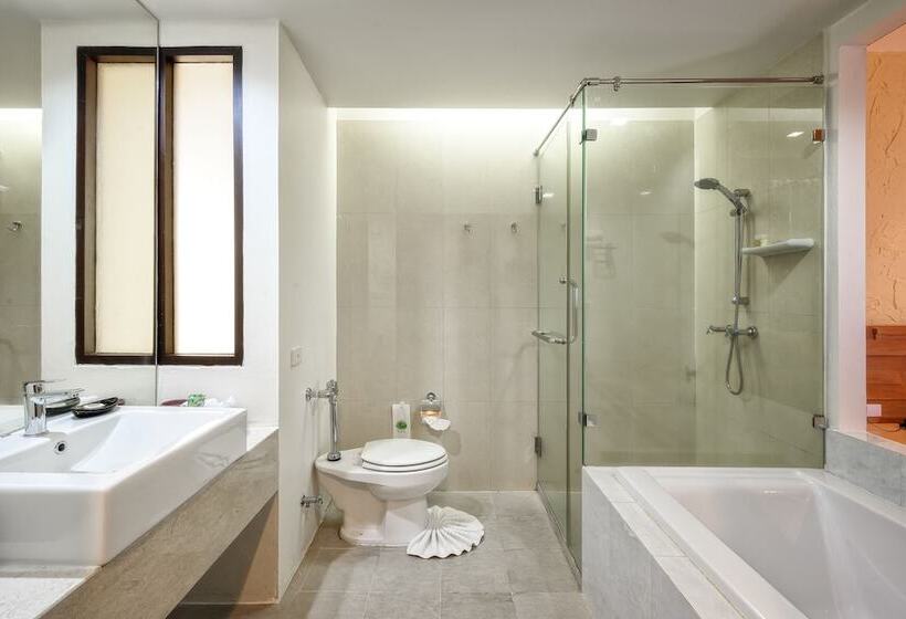 Karon Phunaka Resort