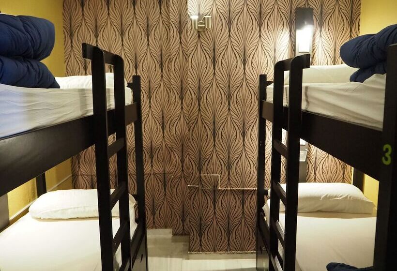 هاستل Joy Plaza de Armas