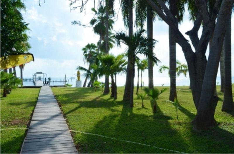 Villas Coco Resort All Suites