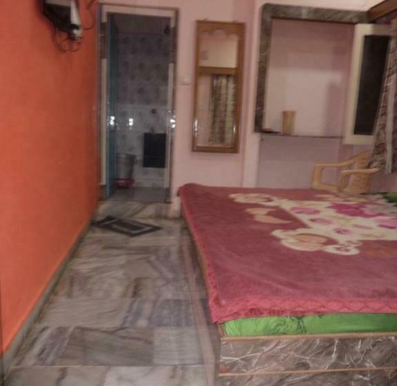 Budget Hotel Ayodhya 87