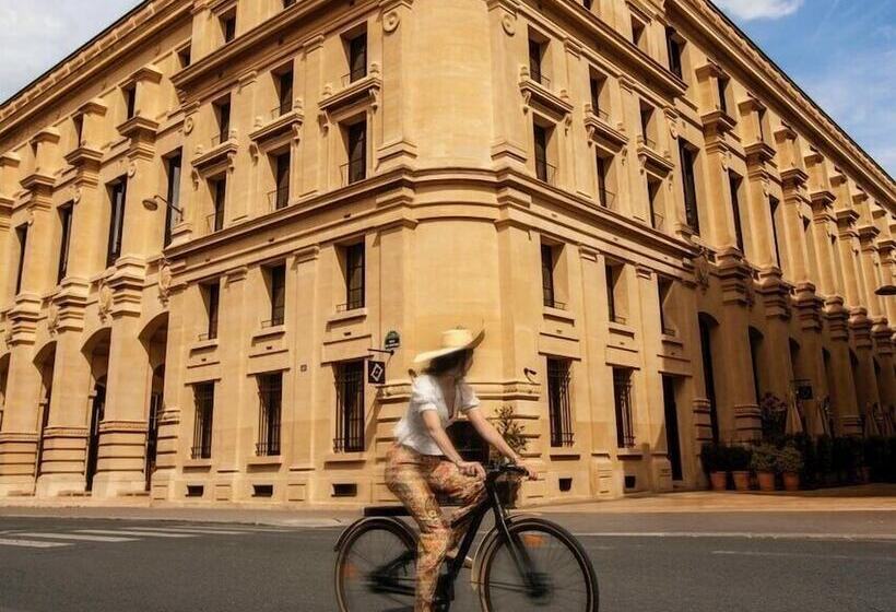 هتل Hôtel Madame Rêve