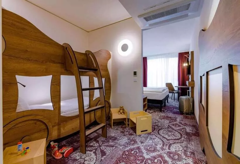 هتل Ibis Styles Coburg