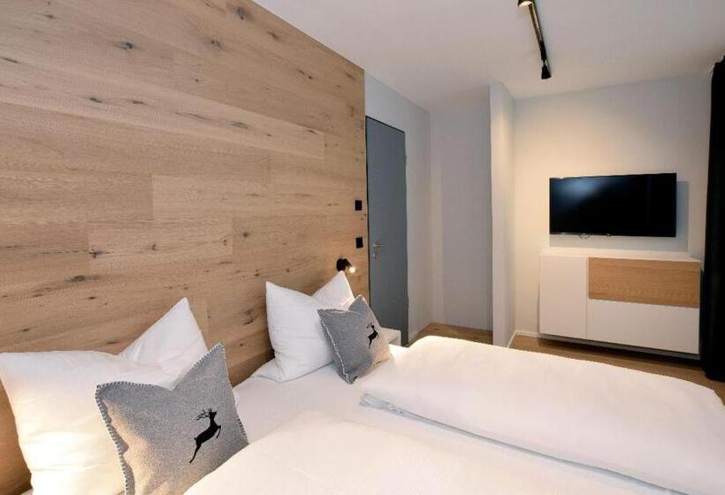 Mariandl Im Oberwirt