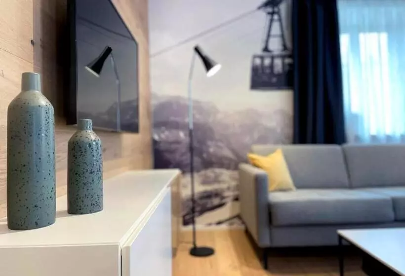 Mariandl Im Oberwirt