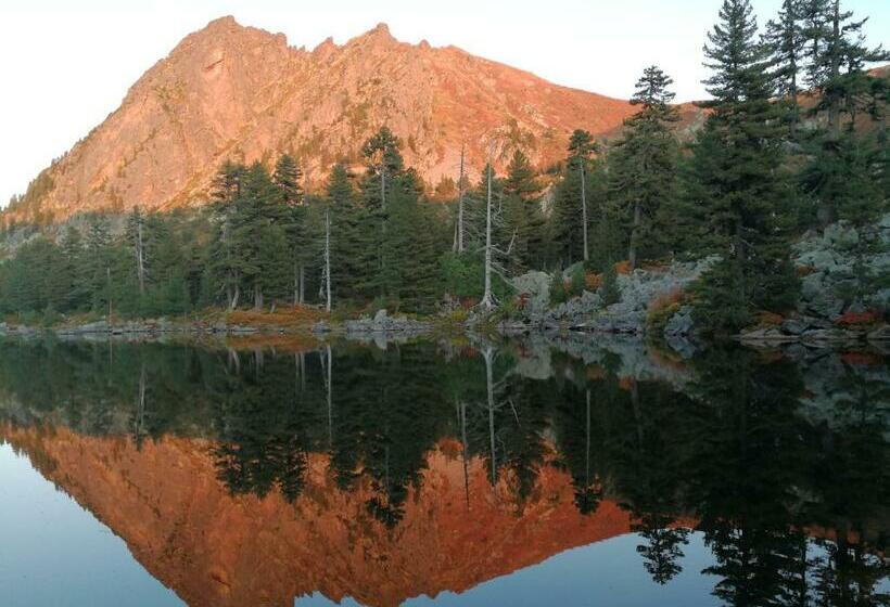 پانسیون Eco Village Jasavić Ii