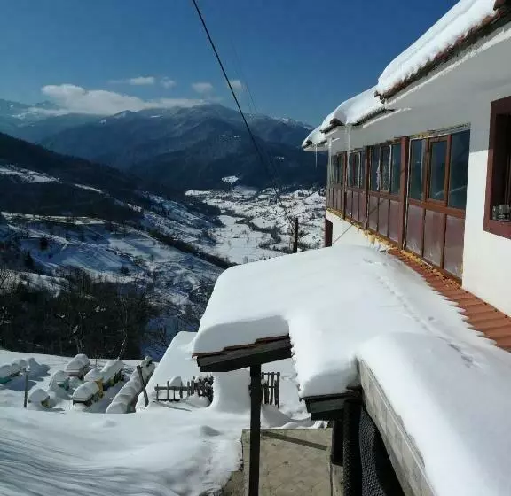 پانسیون Eco Village Jasavić Ii