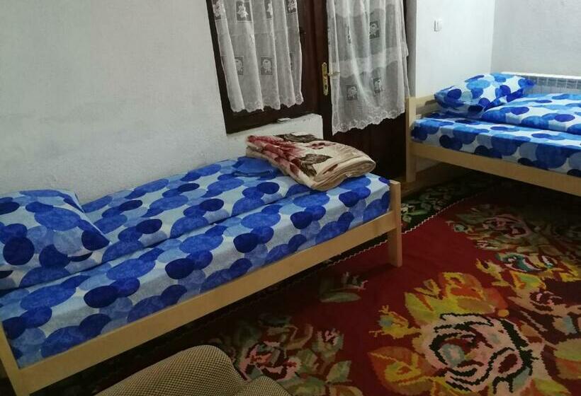 پانسیون Eco Village Jasavić Ii