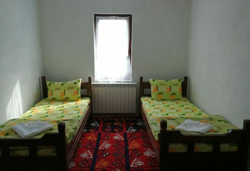 پانسیون Eco Village Jasavić Ii