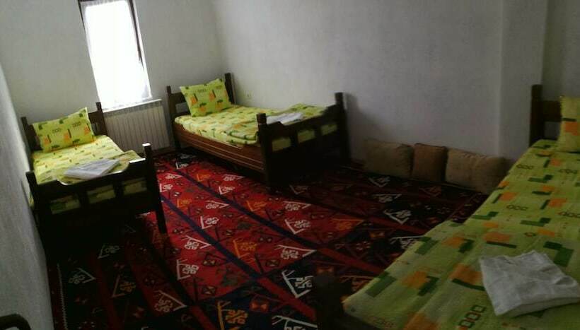 پانسیون Eco Village Jasavić Ii