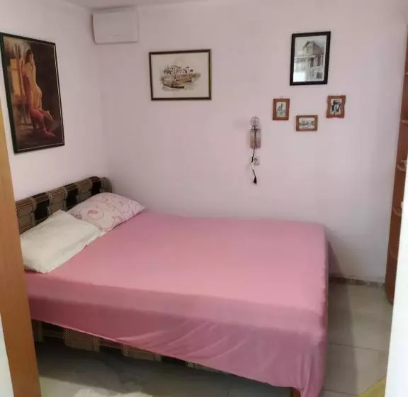 Bed and Breakfast Apartmani Srma Srma 2