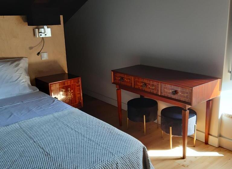 تختخواب و صبحانه Burgo Da Villa