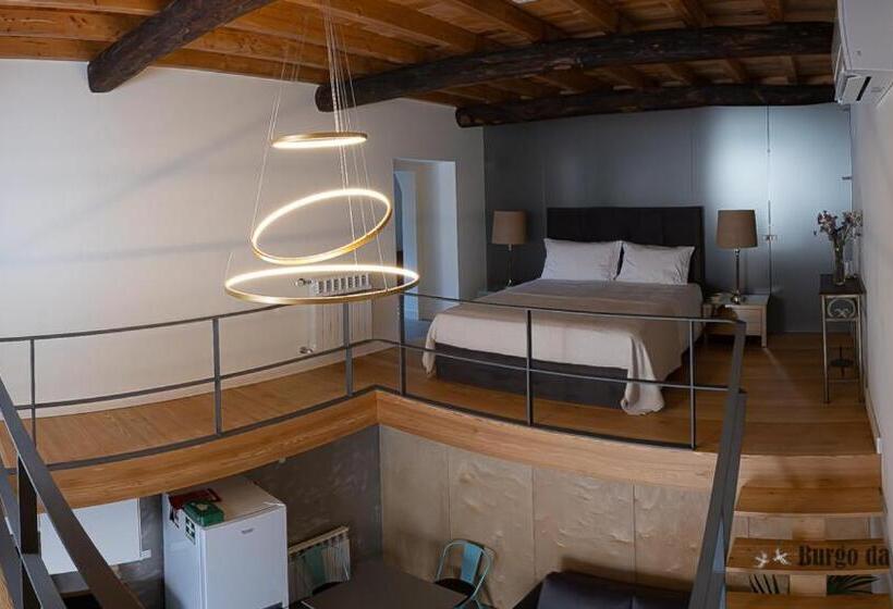 تختخواب و صبحانه Burgo Da Villa