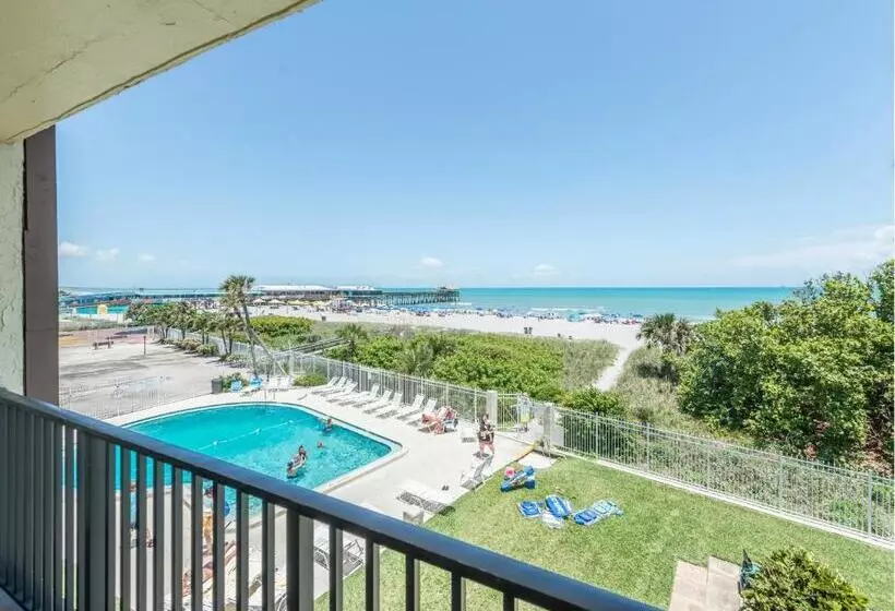 Chateau By The Sea