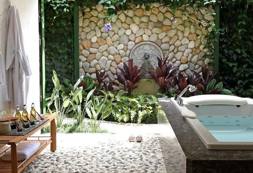 Hacienda Altagracia, Auberge Resorts Collection