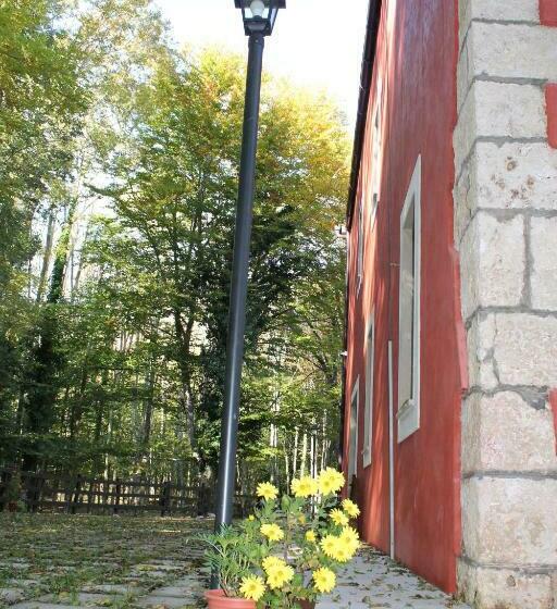 هتل Cantoniera D Umbra Agriturismo