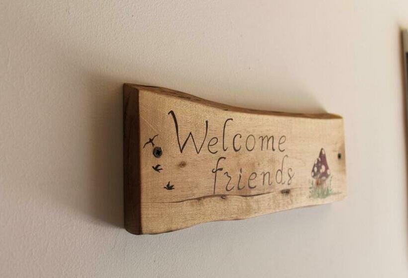 هتل Cantoniera D Umbra Agriturismo